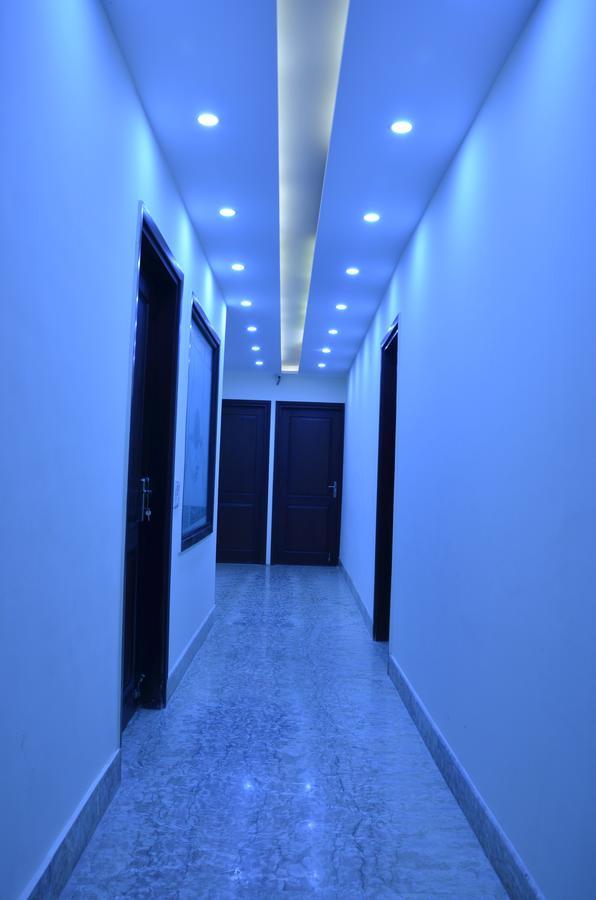 Hotel Royal International นิวเดลี ภายนอก รูปภาพ