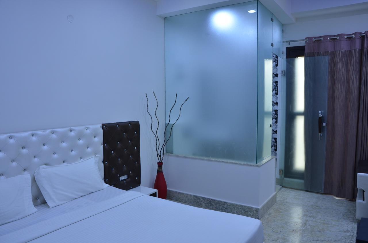 Hotel Royal International นิวเดลี ภายนอก รูปภาพ